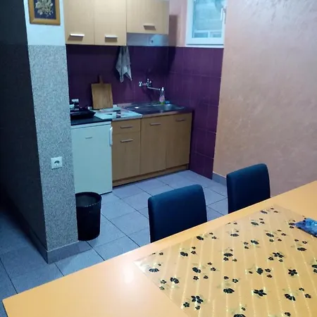 Gasthof Prenociste Duga *