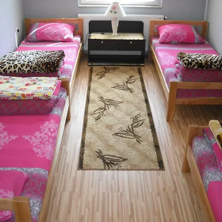 Prenociste Duga Gasthof